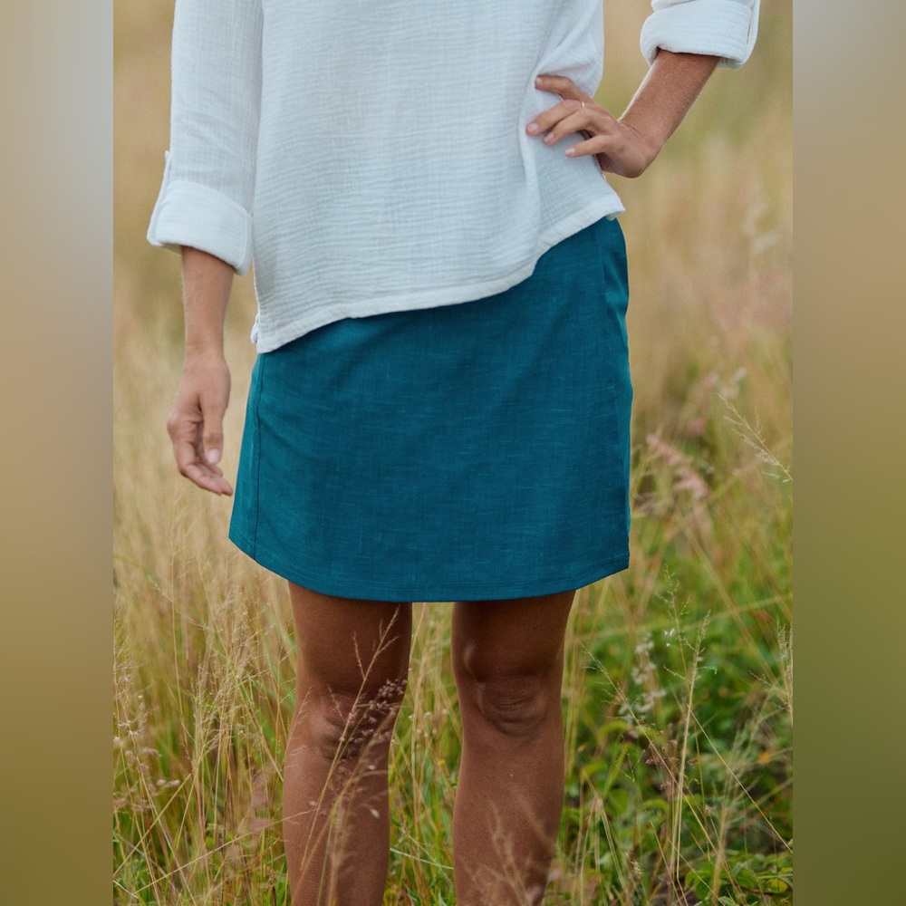 NWT Ripskirt Hawaii Above-the-knee Wrap Skirt, Surf Blue, S, MSRP $55